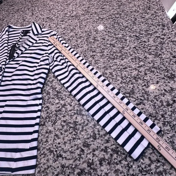 NWT TAHARI‎ Women's Striped Blazer Jacket Navy White Cotton Blend Size Medium - Picture 7 of 10